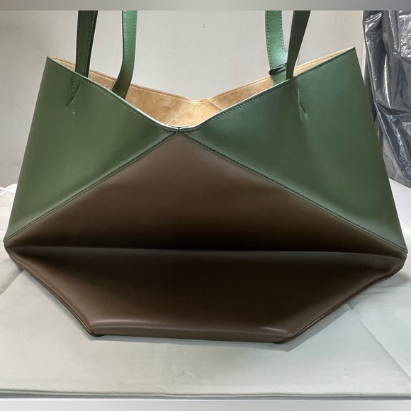 LOEWE LARGE PUZZLE FOLD TOTE UMBER/DARK KHAKI GREEN.   NWT - Picture 8 of 12